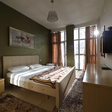 Hotel Gjuta Farke e Madhe