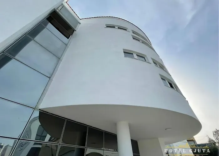 Hotel Gjuta Farke e Madhe